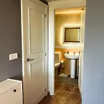 Modern Duplex With Bbq Rooftop 阿亚蒙特