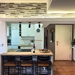 Modern Duplex With Bbq Rooftop 公寓