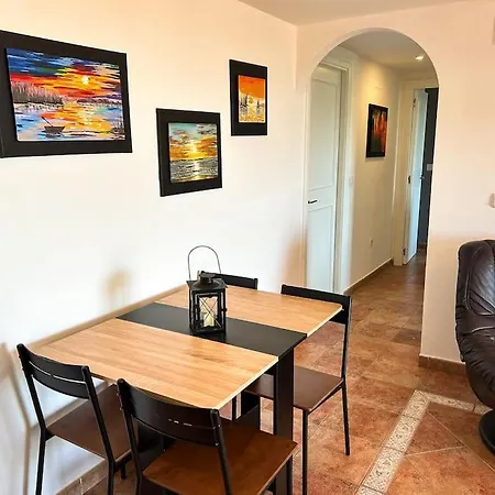 Modern Duplex With Bbq Rooftop Daire